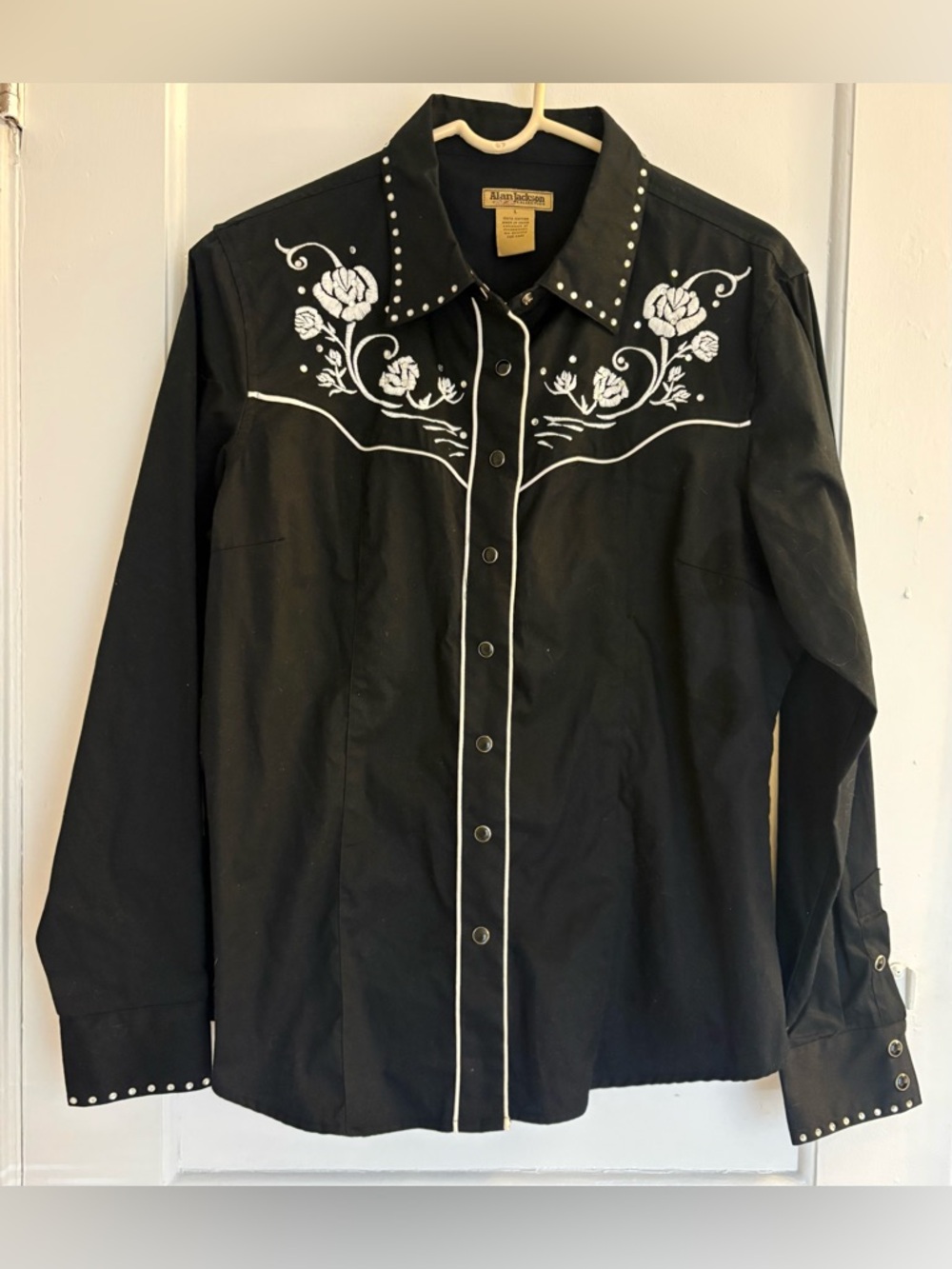 Alan Jackson Collection embroidered Black Western Shirt Large